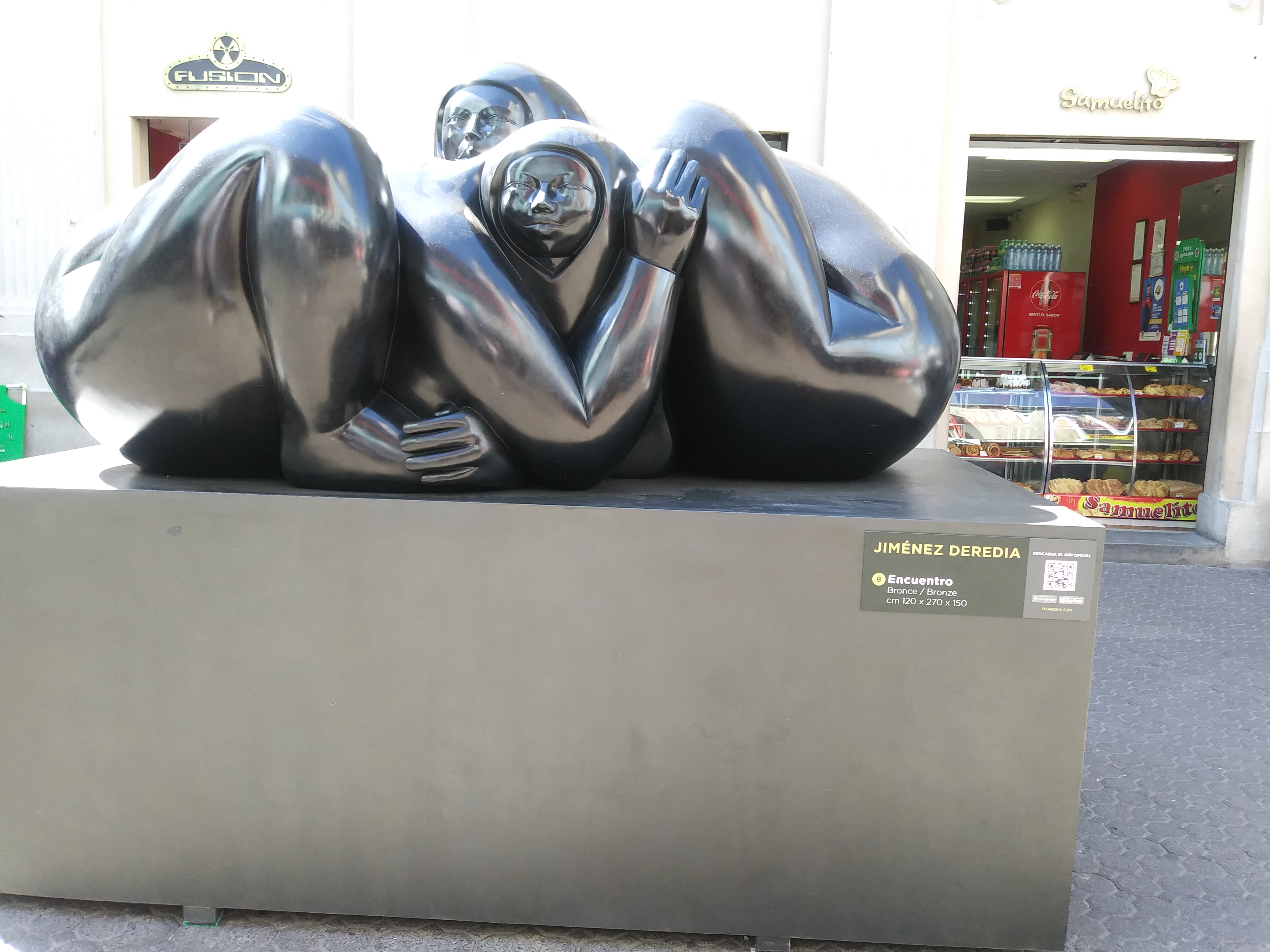 free walking tour in downtown San Jose. Sculpture in San Jose.